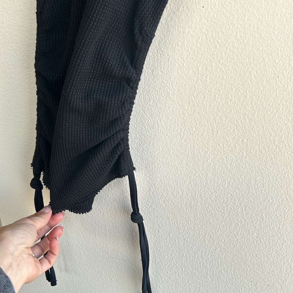 The Range ruched sides drawstring tank - Picture 4 of 6